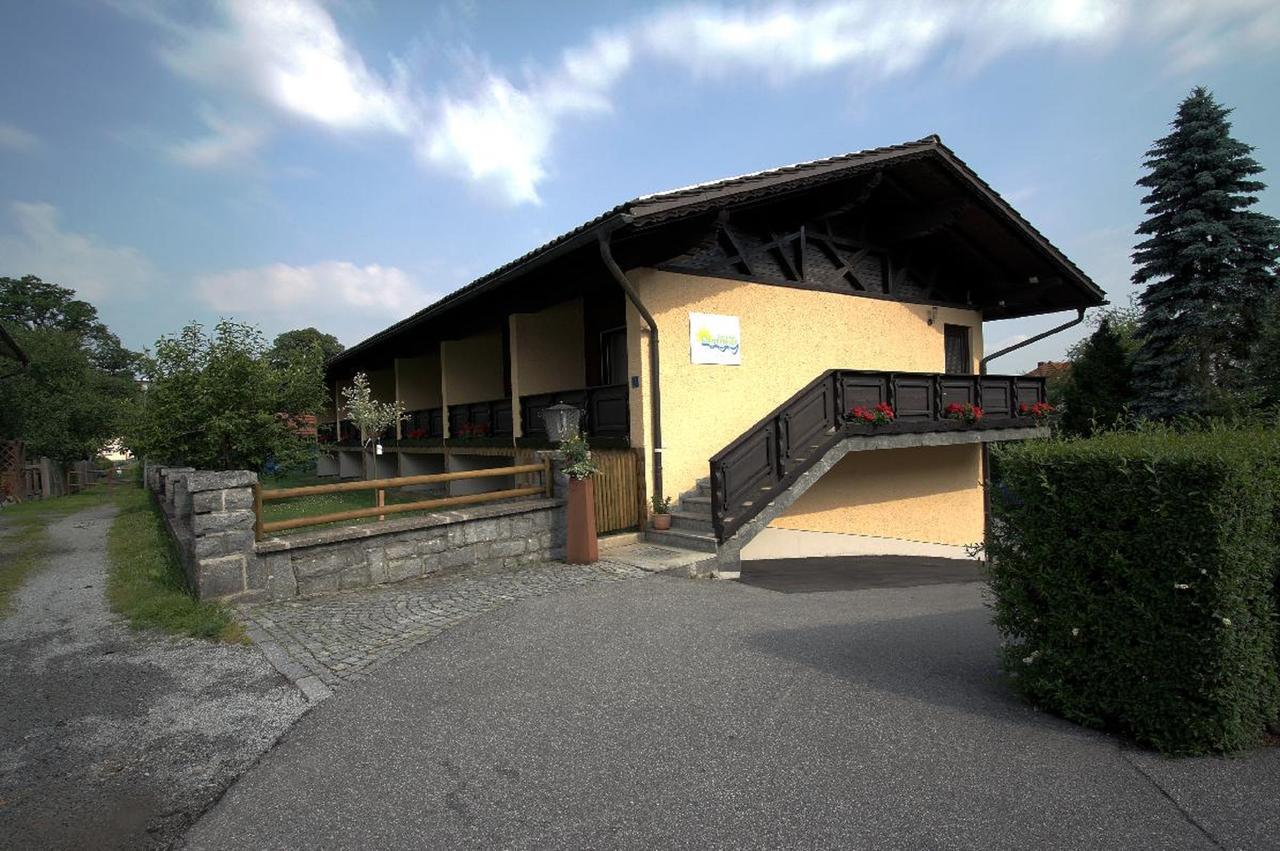 Gaestehaus Obermeier Ruhmannsfelden Exteriér fotografie
